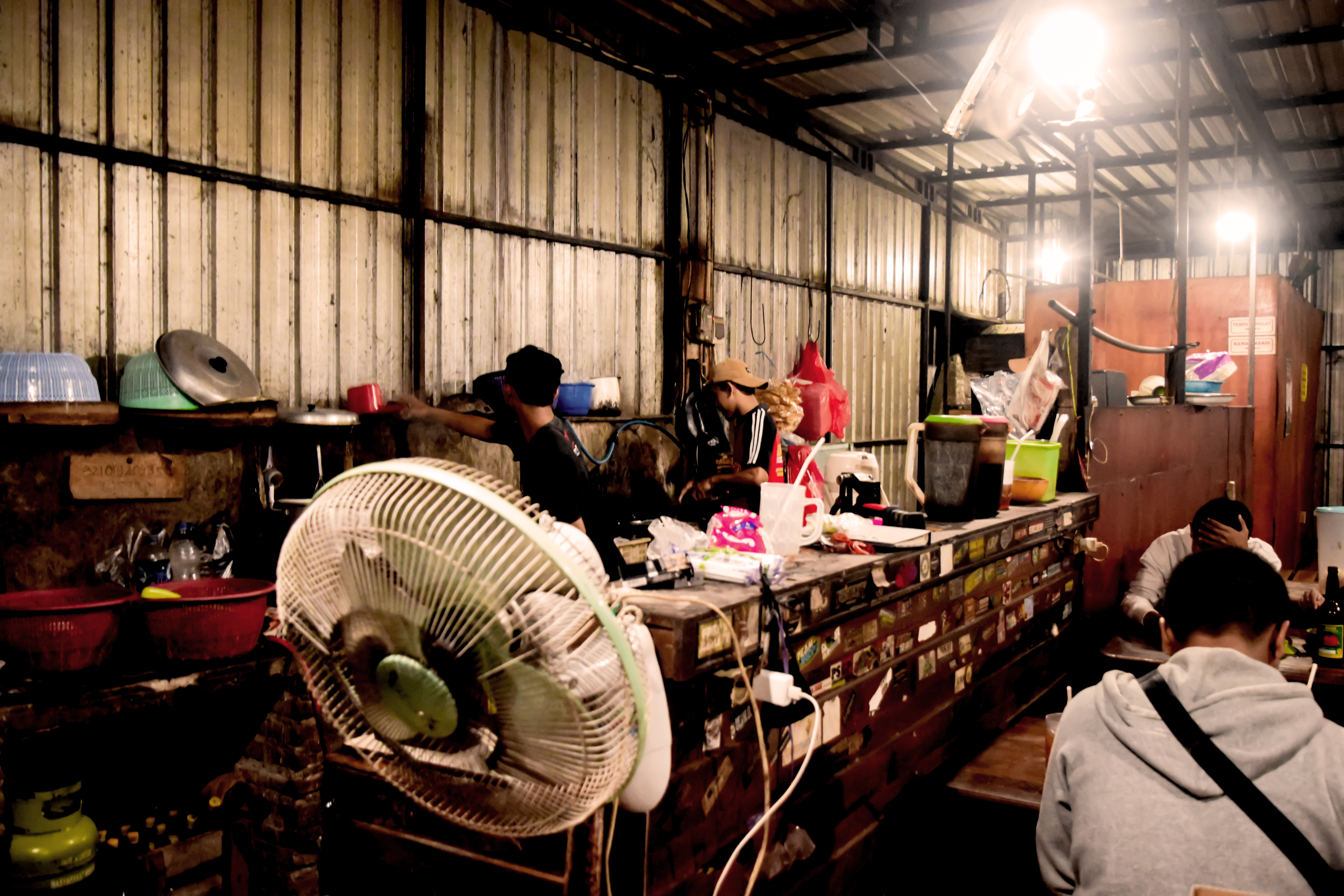 Suasana Outlide